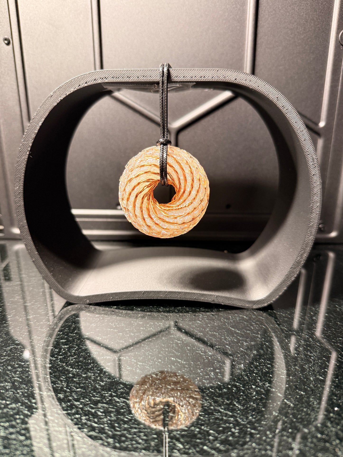 Aetherion Halo Large Pendent
